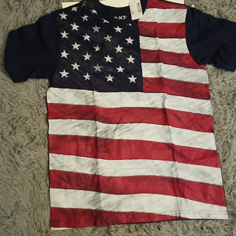 Children's Place Boys T-Shirt Size XL.